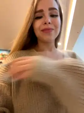 Murrrgirl naked strip on cam for live sex video chat