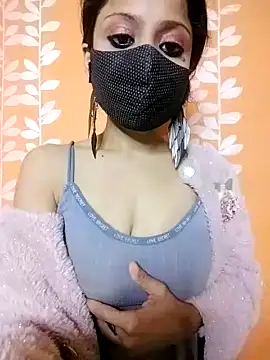 Sakshi_bhabi naked strip on cam for live sex video chat