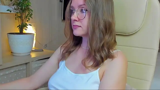 SharonFlower naked strip on cam for live sex video chat