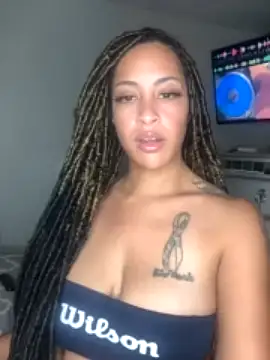 thepeachwobbler naked strip on cam for live sex video chat