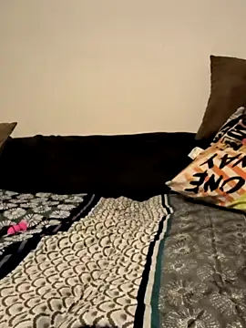 winniess40 naked strip on cam for live sex video chat