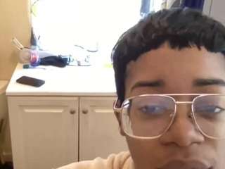 C0nfid3nt nude Live Sex Chat Show