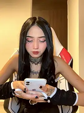 HyoryYOuO naked strip on cam for live sex video chat