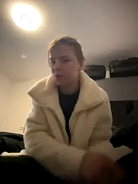 juliaundadem naked strip on cam for live sex video chat
