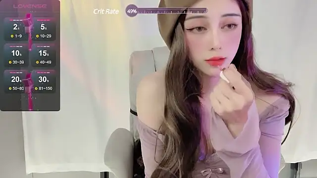 Katherine– naked strip on cam for live sex video chat