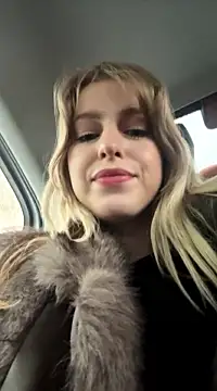 Kira_Miu naked strip on cam for live sex video chat