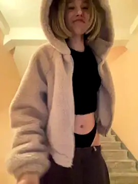MollyMayhem naked strip on cam for live sex video chat