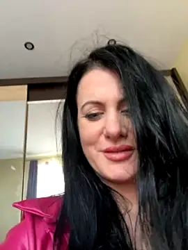 natalyiaa naked strip on cam for live sex video chat