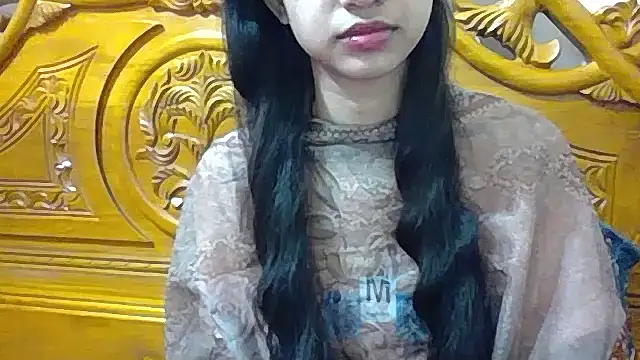 Naylaah naked strip on cam for live sex video chat