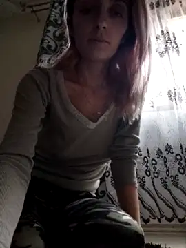 SophyGirl naked strip on cam for live sex video chat