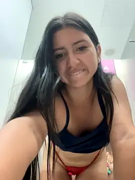 VAL_PRINCESS naked strip on cam for live sex video chat