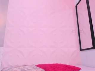 Alyssa-Kross nude Live Sex Chat Show