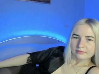 EmiEvans nude Live Sex Chat Show