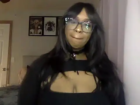 gigi_sweetcheeks naked strip on cam for live sex video chat