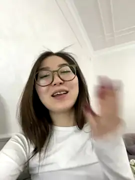 Kan_miyeon naked strip on cam for live sex video chat