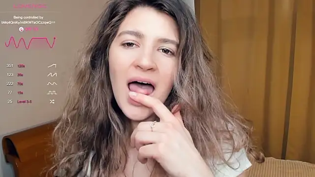 OllyMaine naked strip on cam for live sex video chat