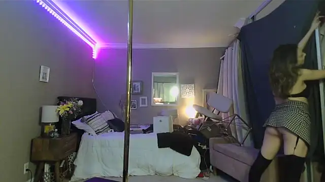 RingMyBelle9054 naked strip on cam for live sex video chat
