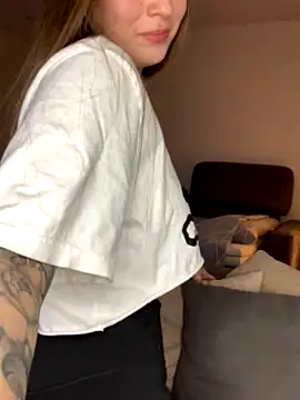 so_cutes naked strip on cam for live sex video chat