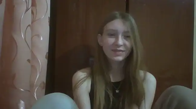valiiiza naked strip on cam for live sex video chat