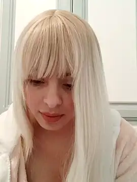 Vanessa-200 naked strip on cam for live sex video chat