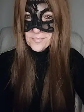 23Milly naked strip on cam for live sex video chat