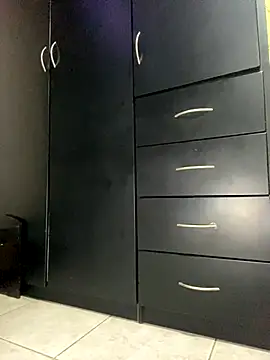 Abella1999 naked strip on cam for live sex video chat