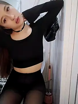 AwwLoveMe naked strip on cam for live sex video chat