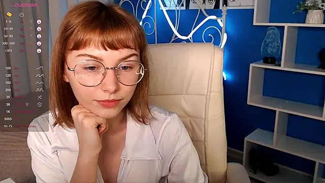 BannyAnny naked strip on cam for live sex video chat