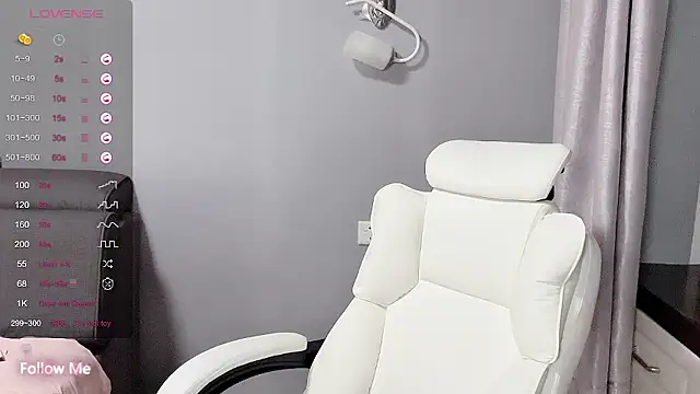 _Cinderella—168 naked strip on cam for live sex video chat