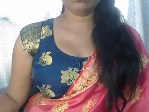 Cute-Saanvi naked strip on cam for live sex video chat