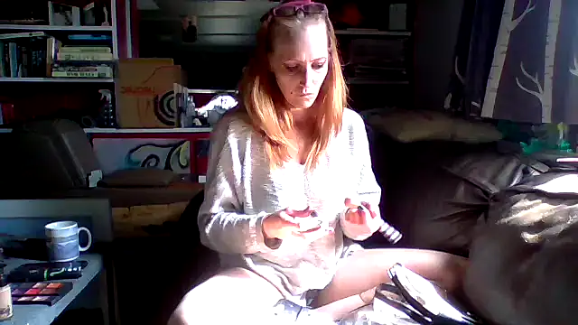 DelmarSlut naked strip on cam for live sex video chat