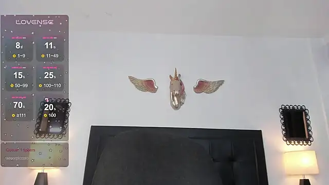 Gabi_adams naked strip on cam for live sex video chat