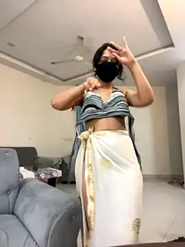 HOTAMARA naked strip on cam for live sex video chat