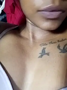 Indianqueen03 naked strip on cam for live sex video chat