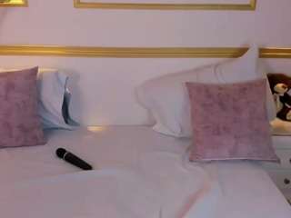 luchy nude Live Sex Chat Show