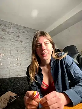 lucinebath naked strip on cam for live sex video chat