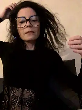 malaury84 naked strip on cam for live sex video chat