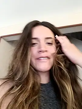 maliciaworld naked strip on cam for live sex video chat