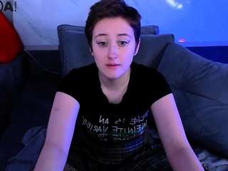 mo-mo-majo nude Live Sex Chat Show