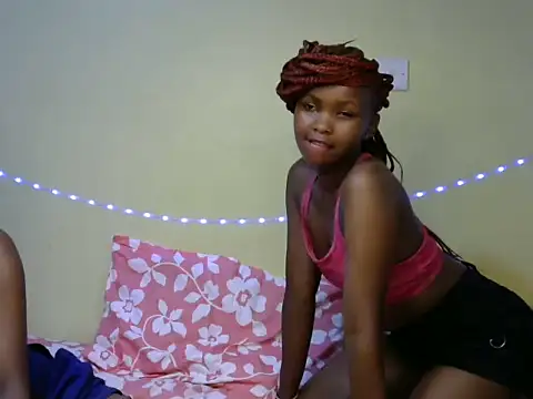 Pretty_vw naked strip on cam for live sex video chat