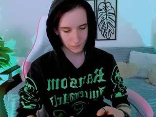 Reinramm nude Live Sex Chat Show