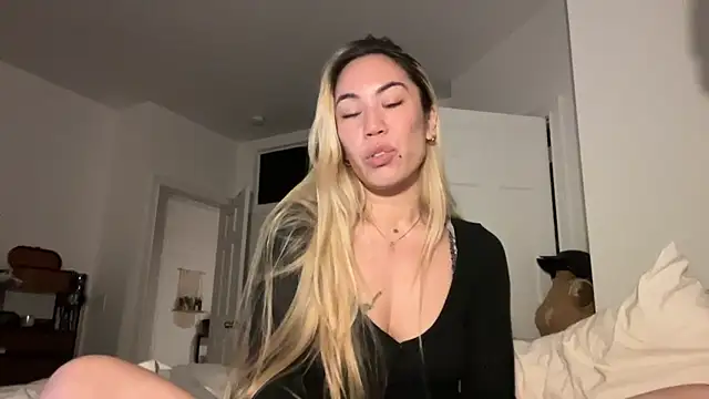 SandrineGingerX naked strip on cam for live sex video chat