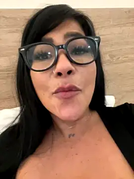 Saorii_kiido naked strip on cam for live sex video chat