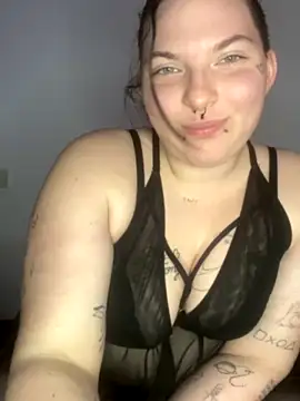 SarahSchlauch168 naked strip on cam for live sex video chat