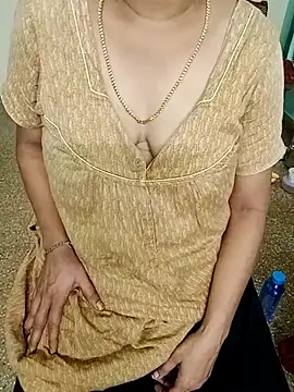 Tamil_penguin naked strip on cam for live sex video chat