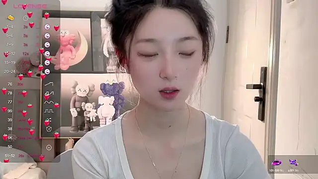 Uu-520 naked strip on cam for live sex video chat