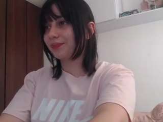 yinacute nude Live Sex Chat Show