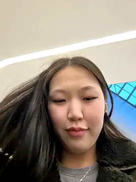 Aiko_Umi naked strip on cam for live sex video chat