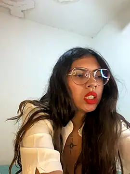 Argentiinita naked strip on cam for live sex video chat