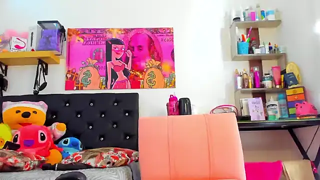 Emilyconor naked strip on cam for live sex video chat